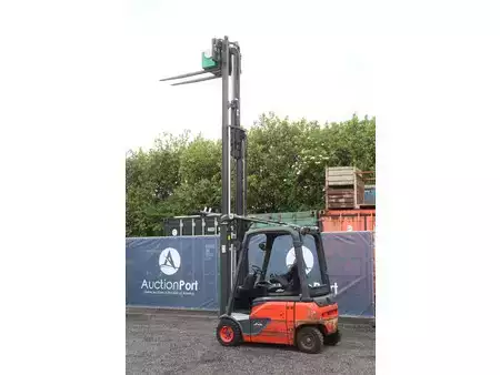 Eléctrica de 4 ruedas 2019  Linde E16P-02 (37)