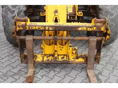Telescopic forklift rigid - JCB 531-70 (12)