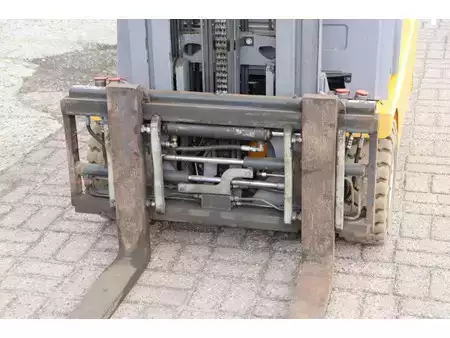 Elektryczne 4-kołowe 2018  Jungheinrich EFG 216k (11)