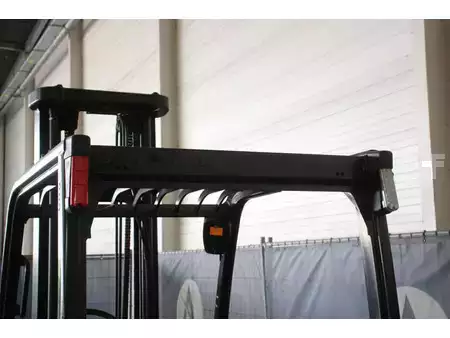 Eléctrica de 4 ruedas 2010  Hyster J3.0XN-861 (15)