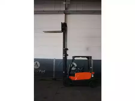 Eléctrica de 4 ruedas 2010  Hyster J3.0XN-861 (29)
