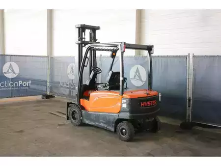 Eléctrica de 4 ruedas 2010  Hyster J3.0XN-861 (3)