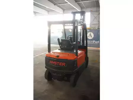 Eléctrica de 4 ruedas 2010  Hyster J3.0XN-861 (5)