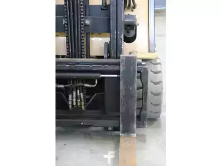 Elektro čtyřkolový VZV 2005  CAT Lift Trucks EP20KT (11)