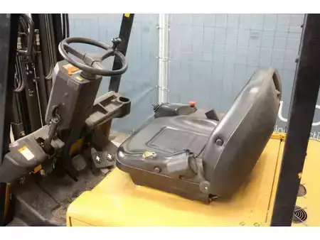 Elektro čtyřkolový VZV 2005  CAT Lift Trucks EP20KT (20)