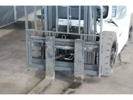 Carrelli elevatori GPL 2014  Unicarriers U1D2A25LQ (10)