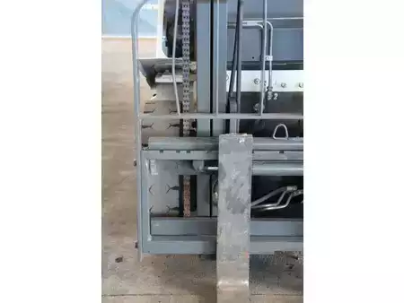 Carrelli elevatori GPL 2014  Unicarriers U1D2A25LQ (12)