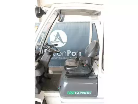 Carrelli elevatori GPL 2014  Unicarriers U1D2A25LQ (22)