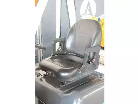 Carrelli elevatori GPL 2014  Unicarriers U1D2A25LQ (26)