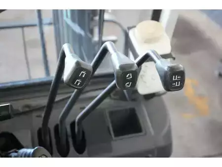 Carrelli elevatori GPL 2014  Unicarriers U1D2A25LQ (28)
