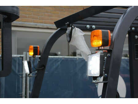 Dieseltrukki 2025  Machpro MP-230PRO (14)