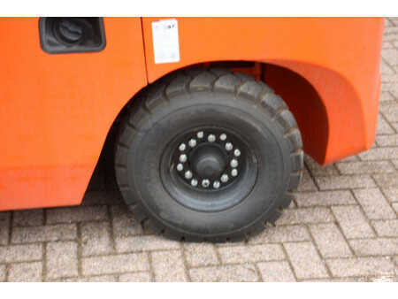 Dieseltrukki 2025  Machpro MP-230PRO (16)