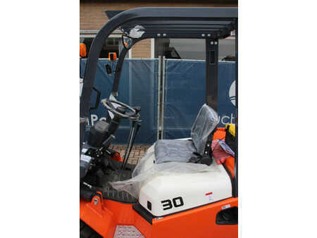 Dieseltrukki 2025  Machpro MP-230PRO (20)