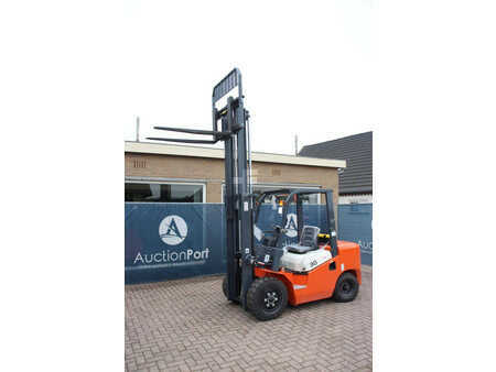 Dieseltrukki 2025  Machpro MP-230PRO (27)