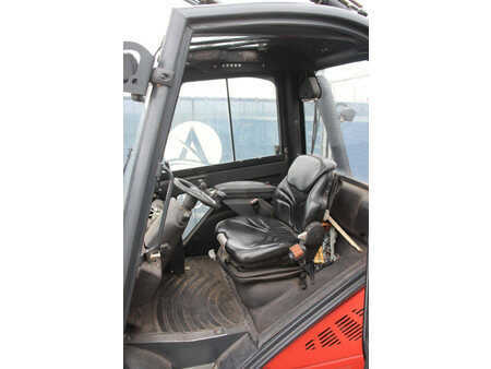 Diesel gaffeltruck 2011  Linde H30D-01 (21)