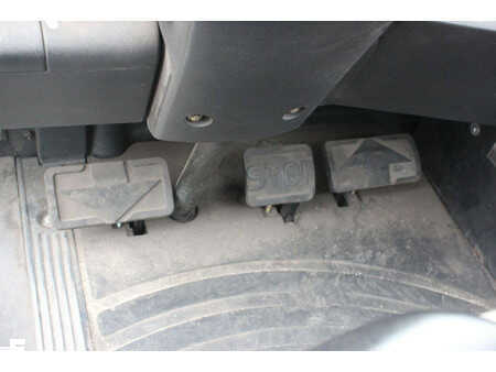 Diesel gaffeltruck 2011  Linde H30D-01 (23)