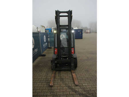 Diesel gaffeltruck 2011  Linde H30D-01 (7)