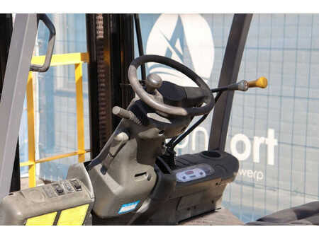 LPG VZV 2009  TCM FGE25T4 (16)