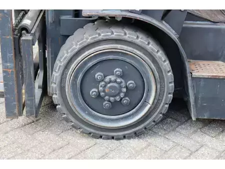 Treibgasstapler 2015  Doosan G30G (14)