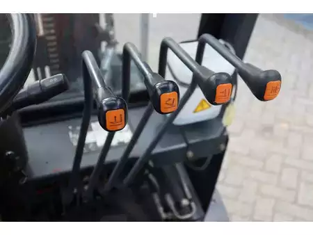 Treibgasstapler 2015  Doosan G30G (31)