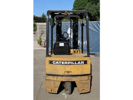 Electric - 4 wheels - CAT Lift Trucks EP30 (4)