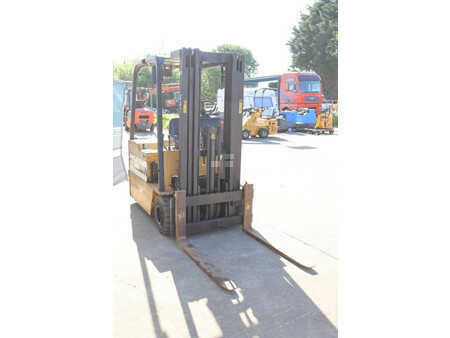 Electric - 4 wheels - CAT Lift Trucks EP30 (6)