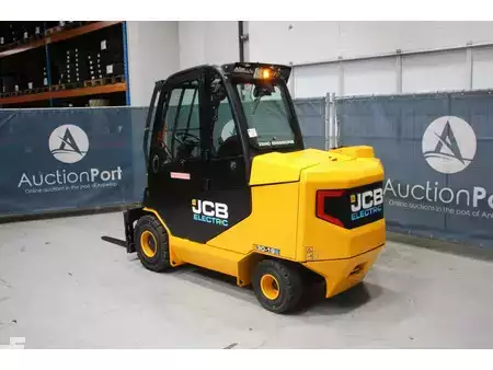 Teleskoptruck fast bom 2021  JCB TLT30-19E (3)