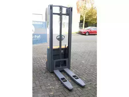 Pinontavaunu 2016  Jungheinrich EJC 112 (7)