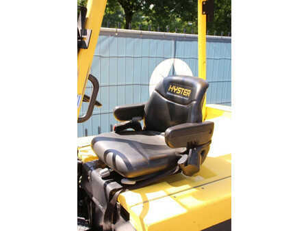 Elektro čtyřkolový VZV 2002  Hyster E5.50XL (23)