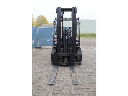 Dieseltrukki 2007  Doosan  (8)