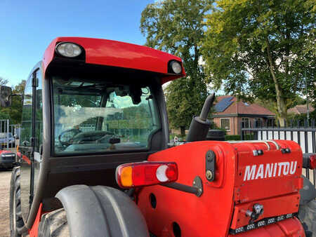 Teleskoptruck fast bom 2011  Manitou MLT 634-120 LSU (10)