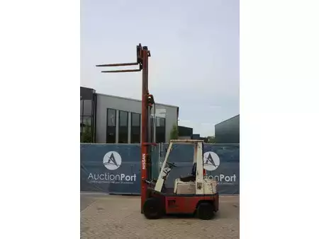 Diesel Forklifts 1993  Nissan EH01A15U (30)