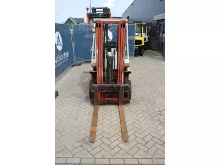 Diesel Forklifts 1993  Nissan EH01A15U (7)