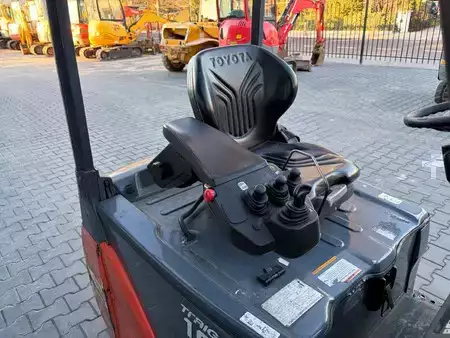 El truck - 4 hjulet 2015  Toyota 8FBET16 (7)