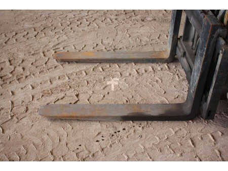 Gas truck 2005  Hyster H5.50XM (11)