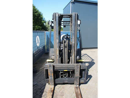 Eléctrico - 4 rodas 2012  Doosan B50X-5 (7)