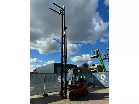 Diesel gaffeltruck - [div]  (16)