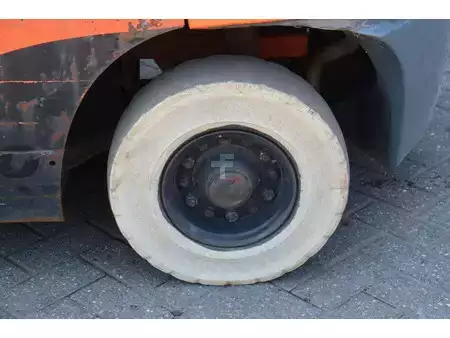 Nestekaasutrukki 2007  Toyota 42-7FGF25 (15)