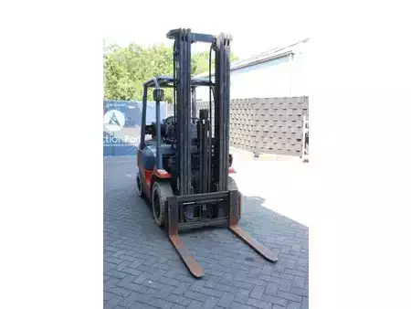 Nestekaasutrukki 2007  Toyota 42-7FGF25 (7)