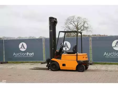 Elektrisk- 4 hjul 1990  Still R 60-20 (3)