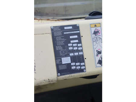 Rough Terrain Forklifts 2008  Manitou M30-4 (24)