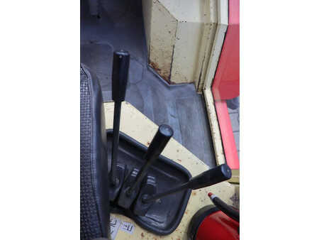 Rough Terrain Forklifts 2008  Manitou M30-4 (26)