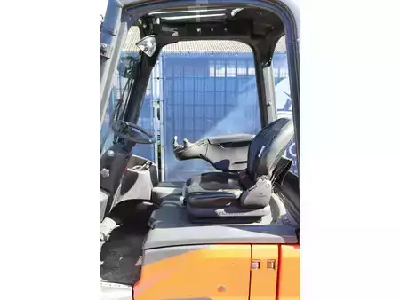 Eléctrica de 4 ruedas 2020  Linde E14-02 (19)