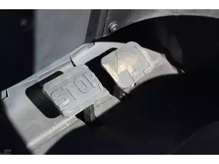 Eléctrica de 4 ruedas 2020  Linde E14-02 (22)