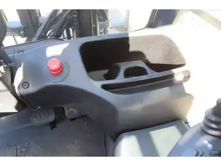 Eléctrica de 4 ruedas 2020  Linde E14-02 (25)