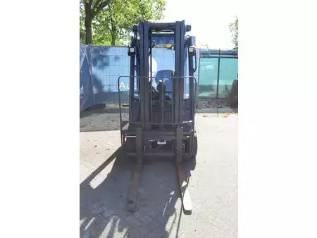 Eléctrica de 4 ruedas 2020  Linde E14-02 (8)