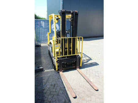 Eléctrico - 4 rodas 2016  Hyster J2.0XNT MWB (6)