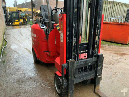 Chariots électriques à 4 roues 2017  Manitou EMA II-17 (7)