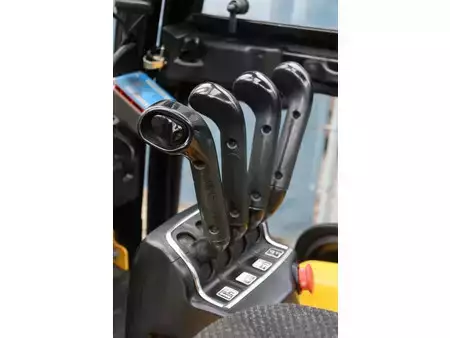 El truck - 4 hjulet 2015  Yale ERP35VL F2945 (21)