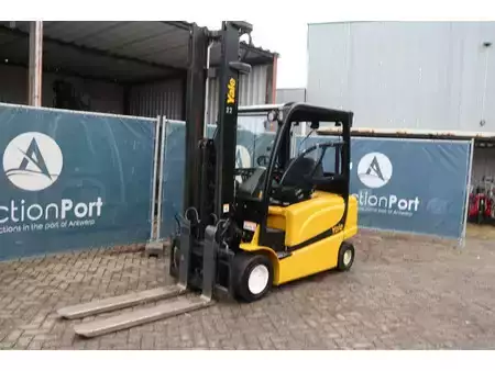 El truck - 4 hjulet 2015  Yale ERP35VL F2945 (8)